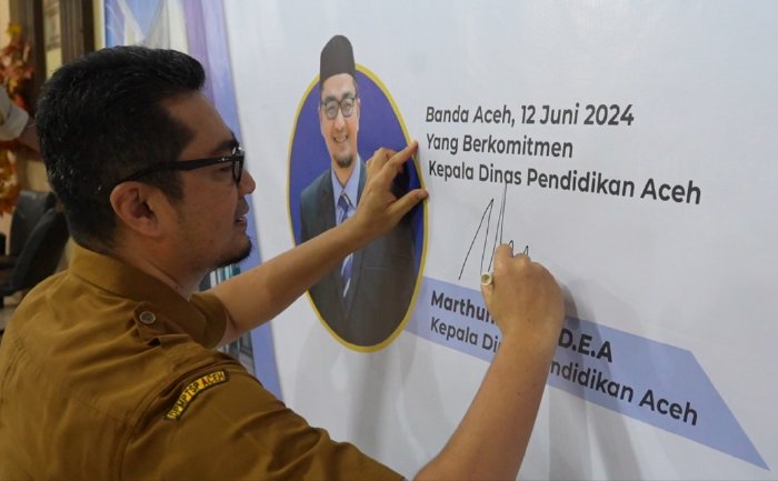 Pegawai Disdik Aceh Deklarasi Komitmen Penerapan Zona